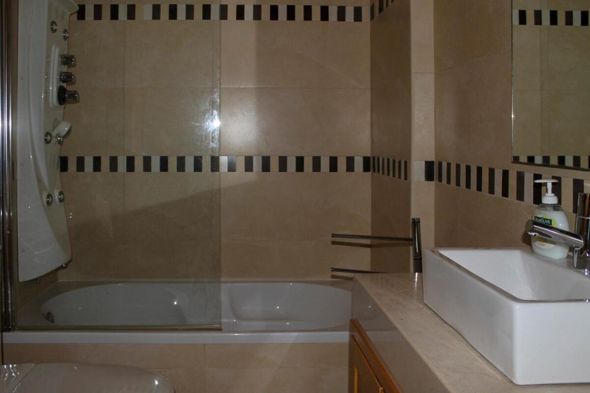 Varandas Do Mar Apartamento T2R Frente Mar Olhos De Gua Albufeira Olhos de Agua  Esterno foto