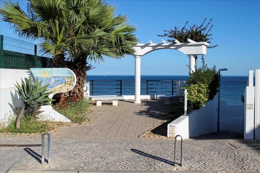 Varandas Do Mar Apartamento T2R Frente Mar Olhos De Gua Albufeira Olhos de Agua  Esterno foto